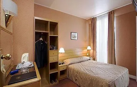 Hotel Marais Grands Boulevards París