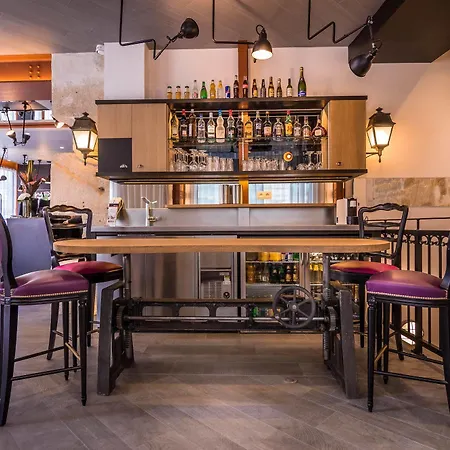 ホテル Marais Grands Boulevards 4*