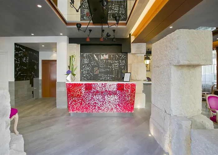 Marais Grands Boulevards Otel 4*