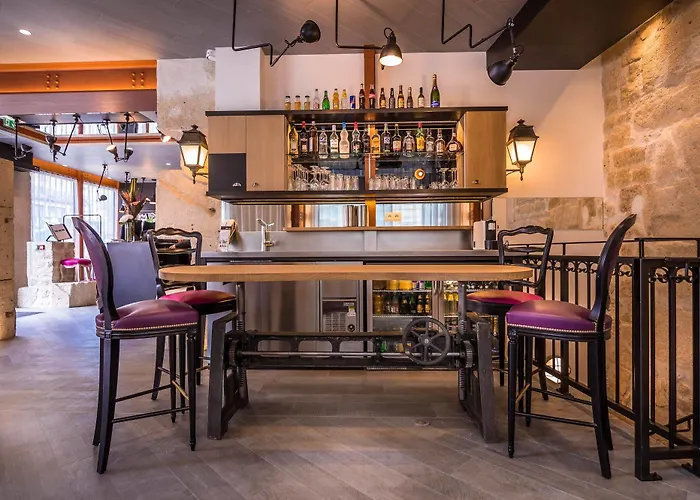 Otel Marais Grands Boulevards 4*